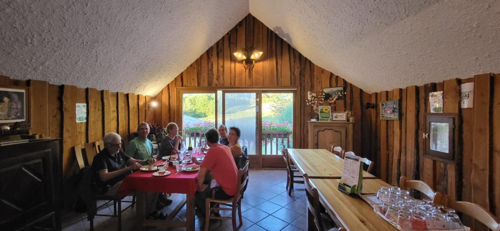 Les Clarines Perceneige - Chambre D'Hotes Vue Sur Montagne & Spa Saint-Jacques-en-Valgodemard Exterior photo